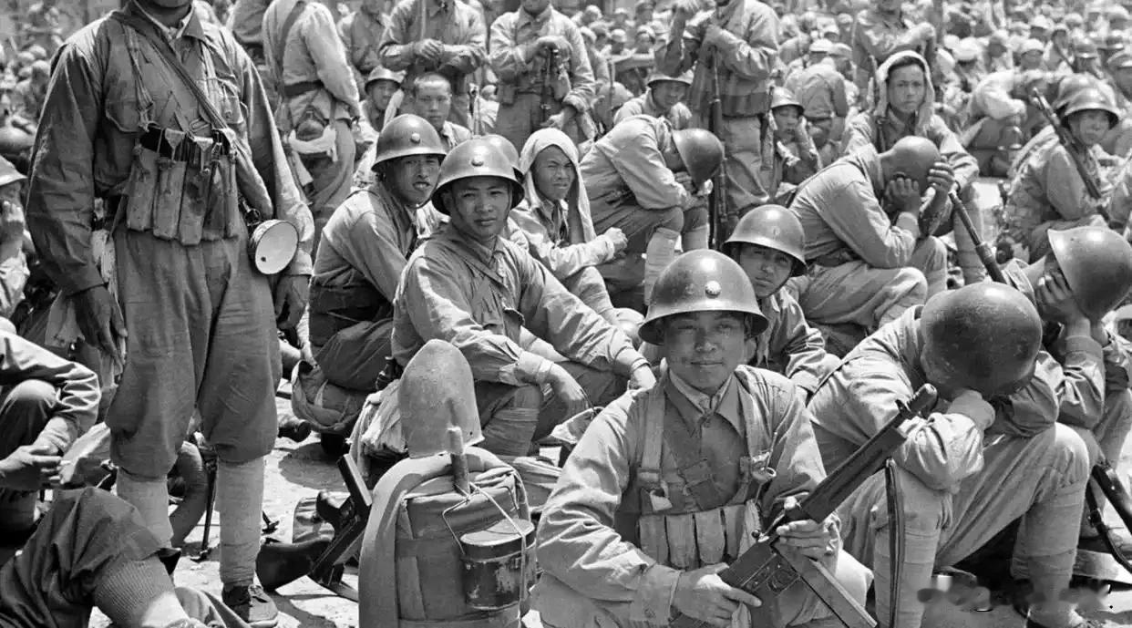 在1946年，国民党政府从美国接收了一批援助的M3冲锋枪。国民党不仅接受该枪的援