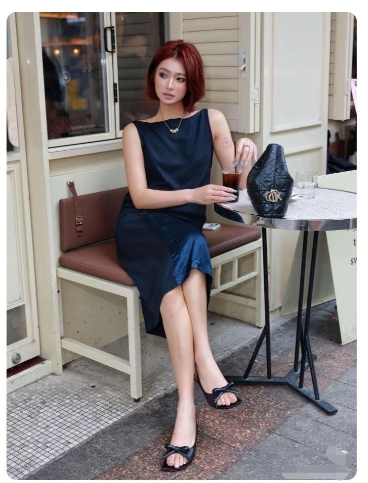果然二脚趾头长的都是美女。
