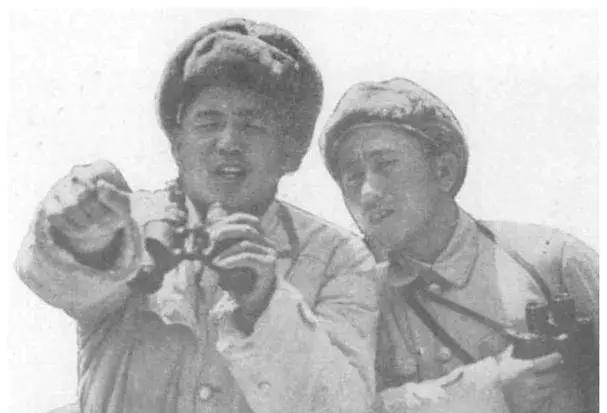 1951年，志愿军副连长临阵脱逃，政委指示：“押到后方审判。”谁知师长知道后