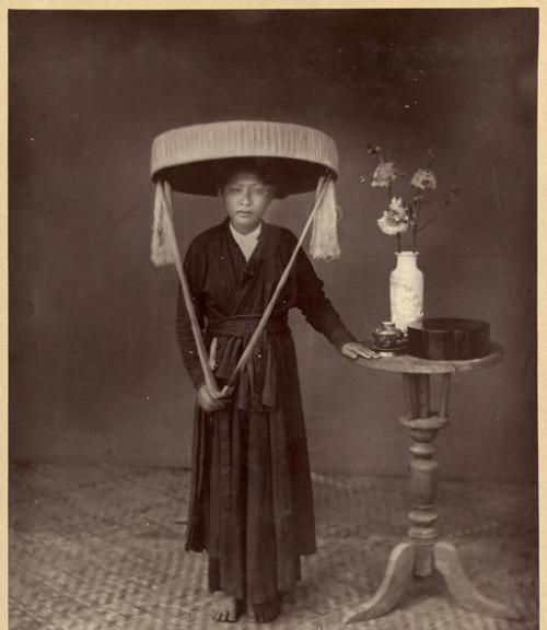 中法战争期间，清军入越南后大量拐卖当地妇女到广东。 1884年至1885年的