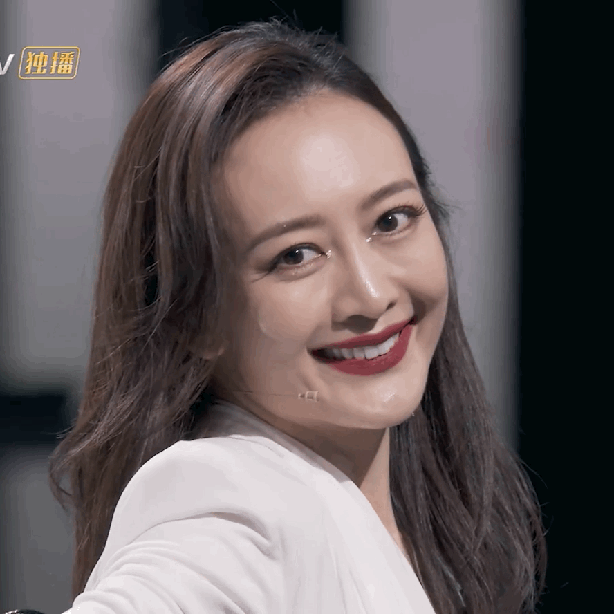 人情世故罢了。信不信？明天詹姆斯也会送，其他的湖人球员也会送？就跟我们春节相