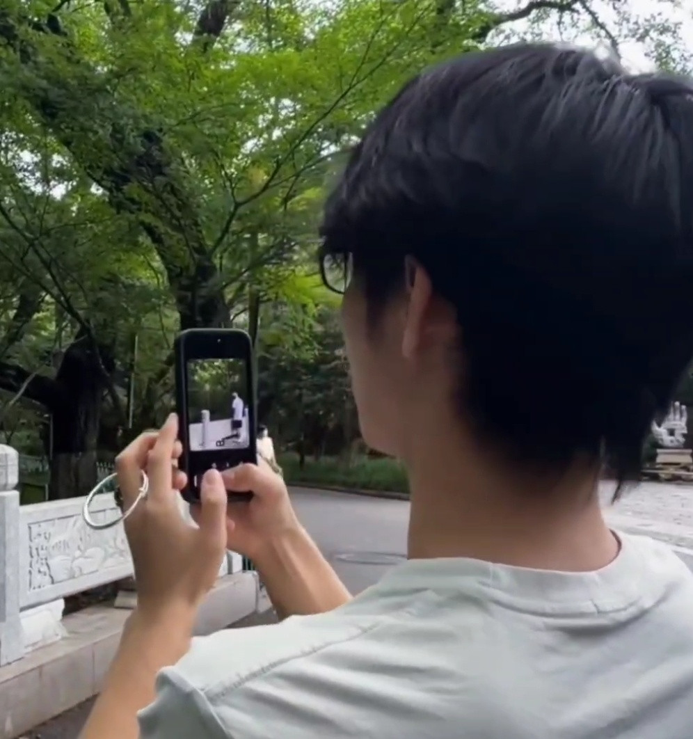 何衍朝速学习摄影师衍朝的拍摄技（何老师🫴请开班）​​​