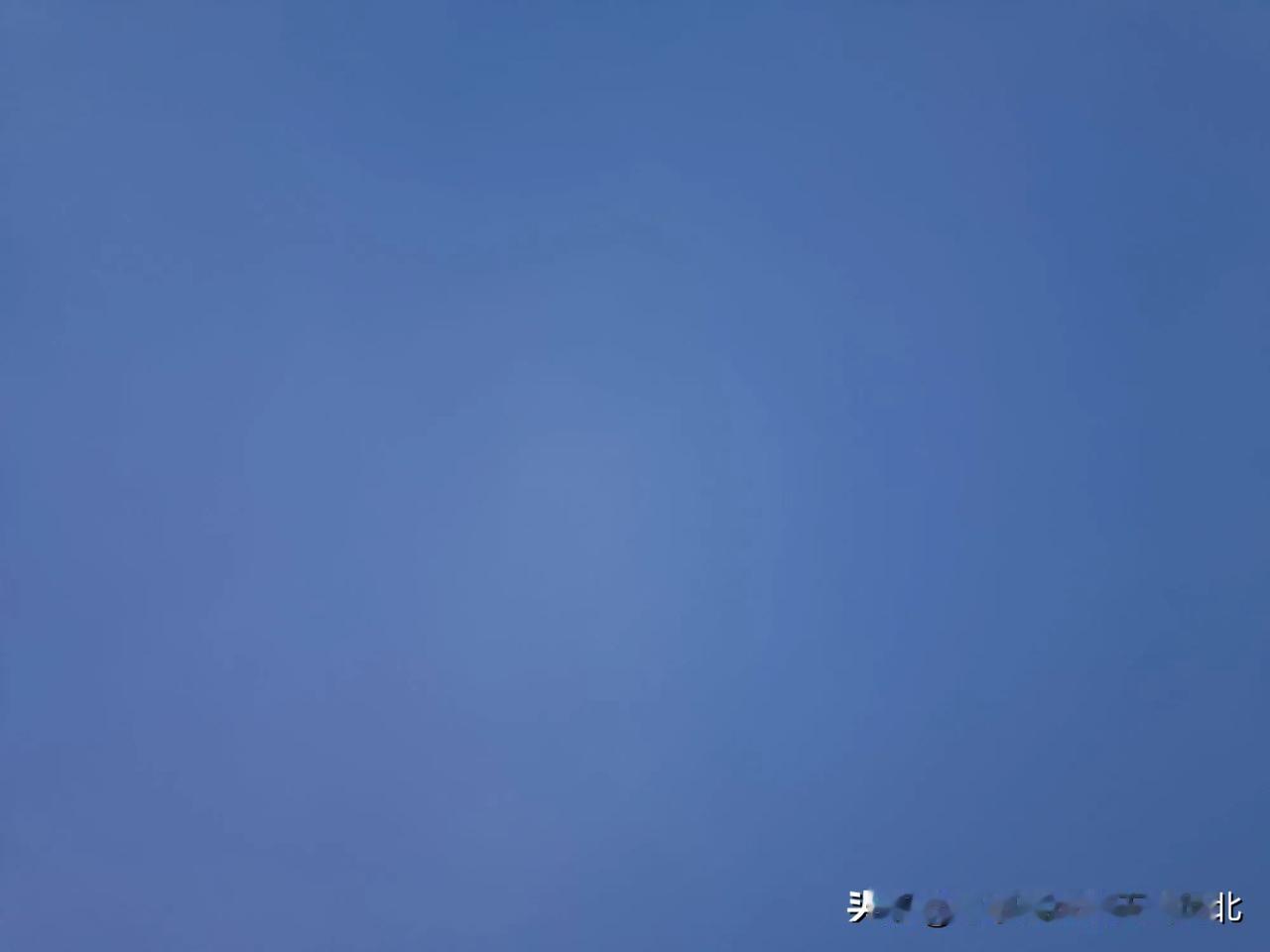 为什么现在天空星星看起来很少？天空中星星看起来很少可能有以下几个原因：1. 