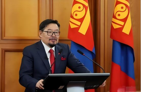 蒙古政坛迎来强硬派，新总理十分硬气，要求西方废除不平等条款蒙古国与矿业巨头力