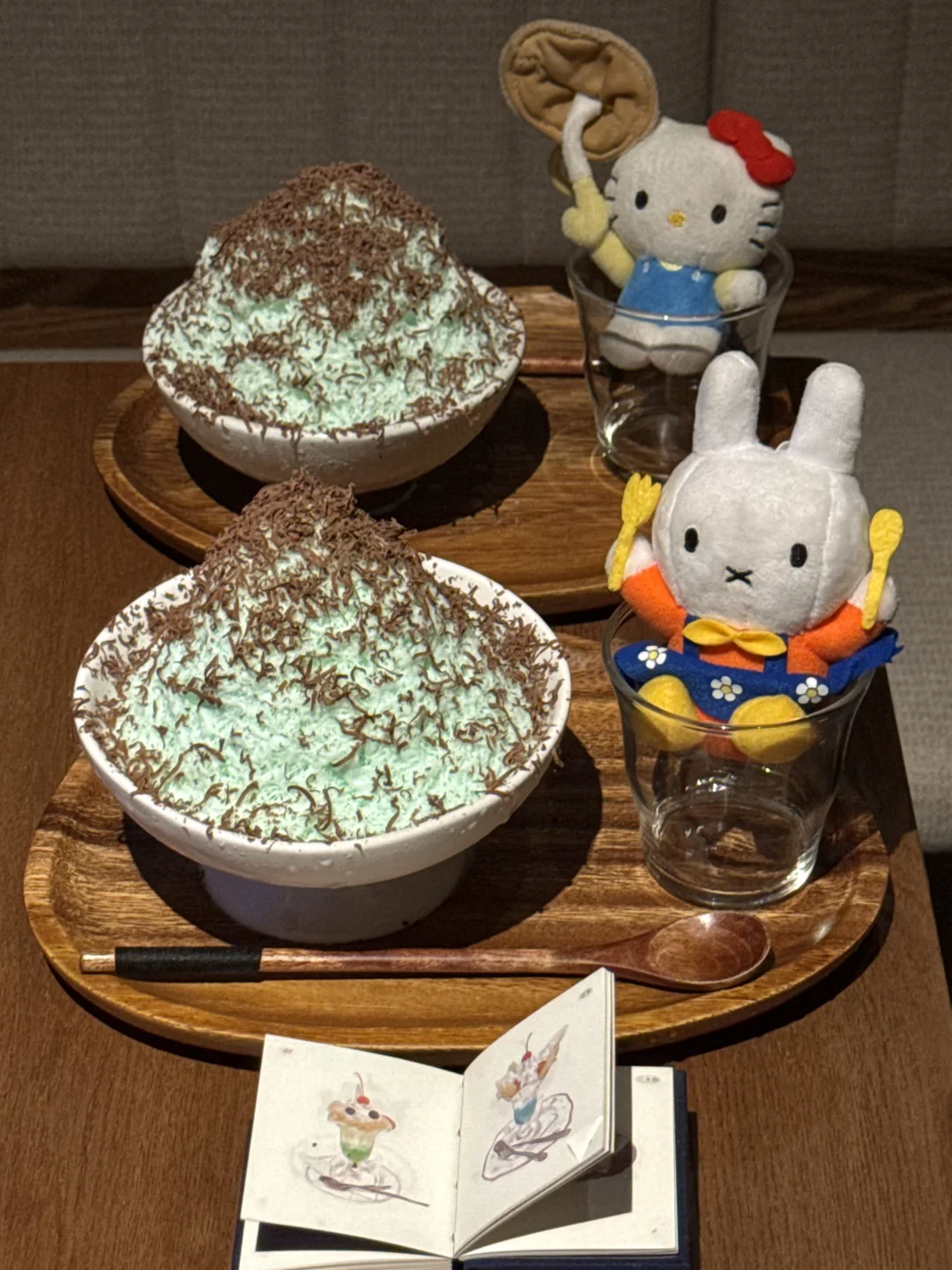 广州新出的！！！世一好吃薄巧雪花冰🍫！！！