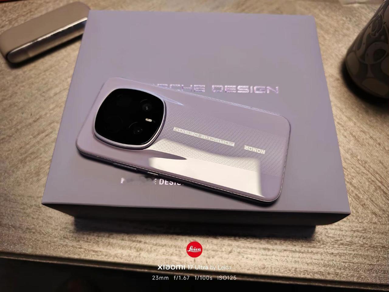 荣耀Magic8RSR保时捷设计。降价1000的荣耀Magic8RSR你真的