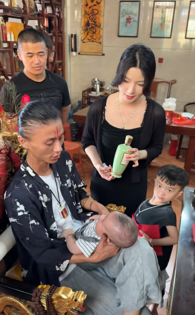不懂就问，伯公是谁？干嘛的？