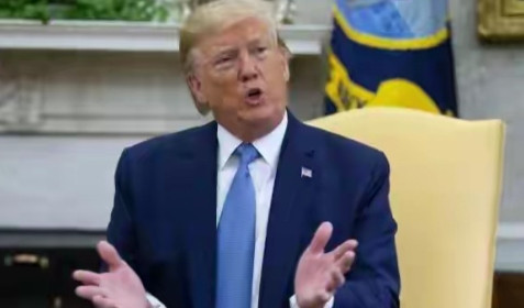 这也太虚伪了吧，美国一边送去乌克兰大批爱国者导弹，特朗普又说：“我不站在乌克兰或