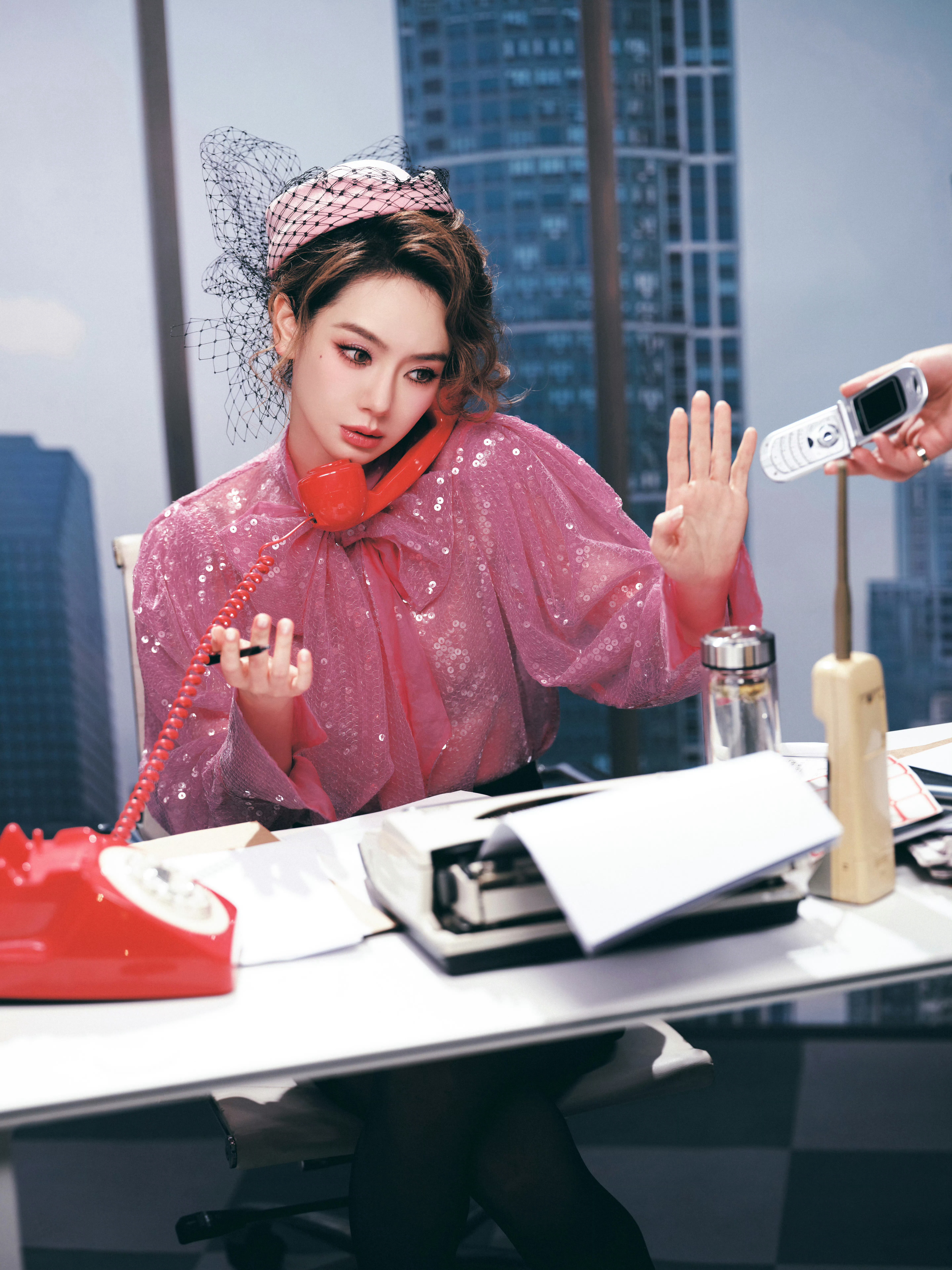 戚薇大侦探黑丝