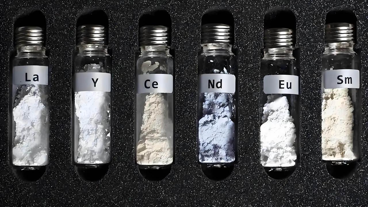 七国集团成立矿产联盟抗衡中国稀土出口管制。彭博社报道:G7在10月31日于加拿