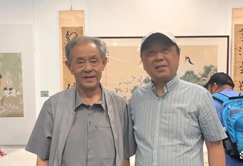 实名举报徐湖平的郭礼典今天配合专案组调查后连续接到恐吓电话，只能说这是那些幕后黑