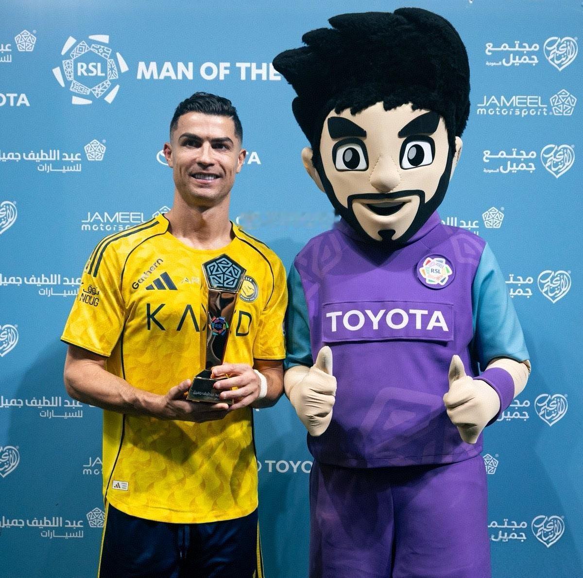 你不得不承认，人还得是自己成全自己！C罗头槌建功，科曼凌空抽射破门，利雅得胜利2