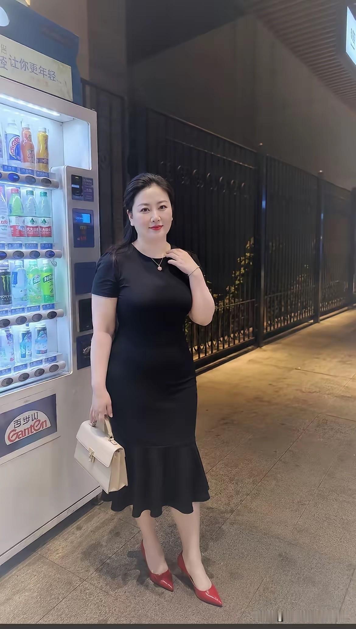 99%的男人们都犯了一个低级错误就是对女人好以为自己全心全意的付出100%