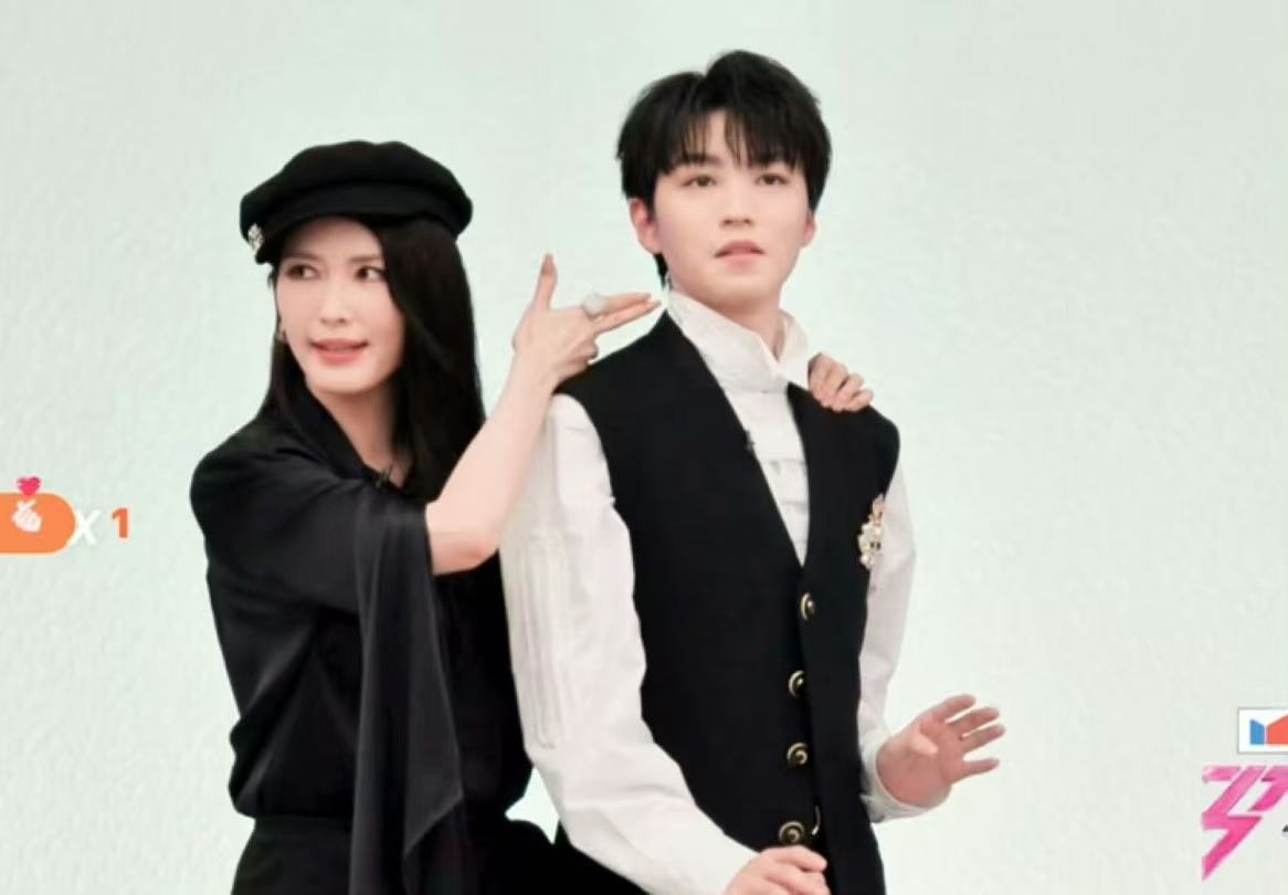 王俊凯被挟持出场王俊凯徐洁儿出场callback重生之门王俊凯送考徐洁儿被挟持