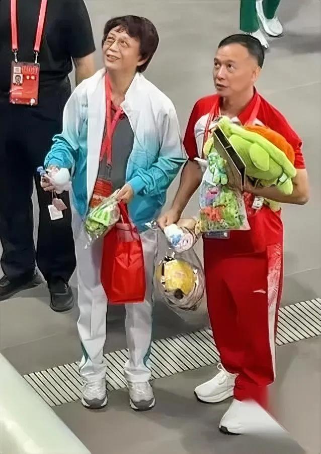 全红婵复出赢了，最该欣慰的是何威仪。这个把全红婵从湛江农村带成“水花消失术”