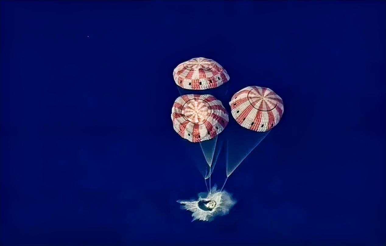 美国这次载人航天任务宇航员准时回来了！4月10日，美国国家航空航天局（NASA