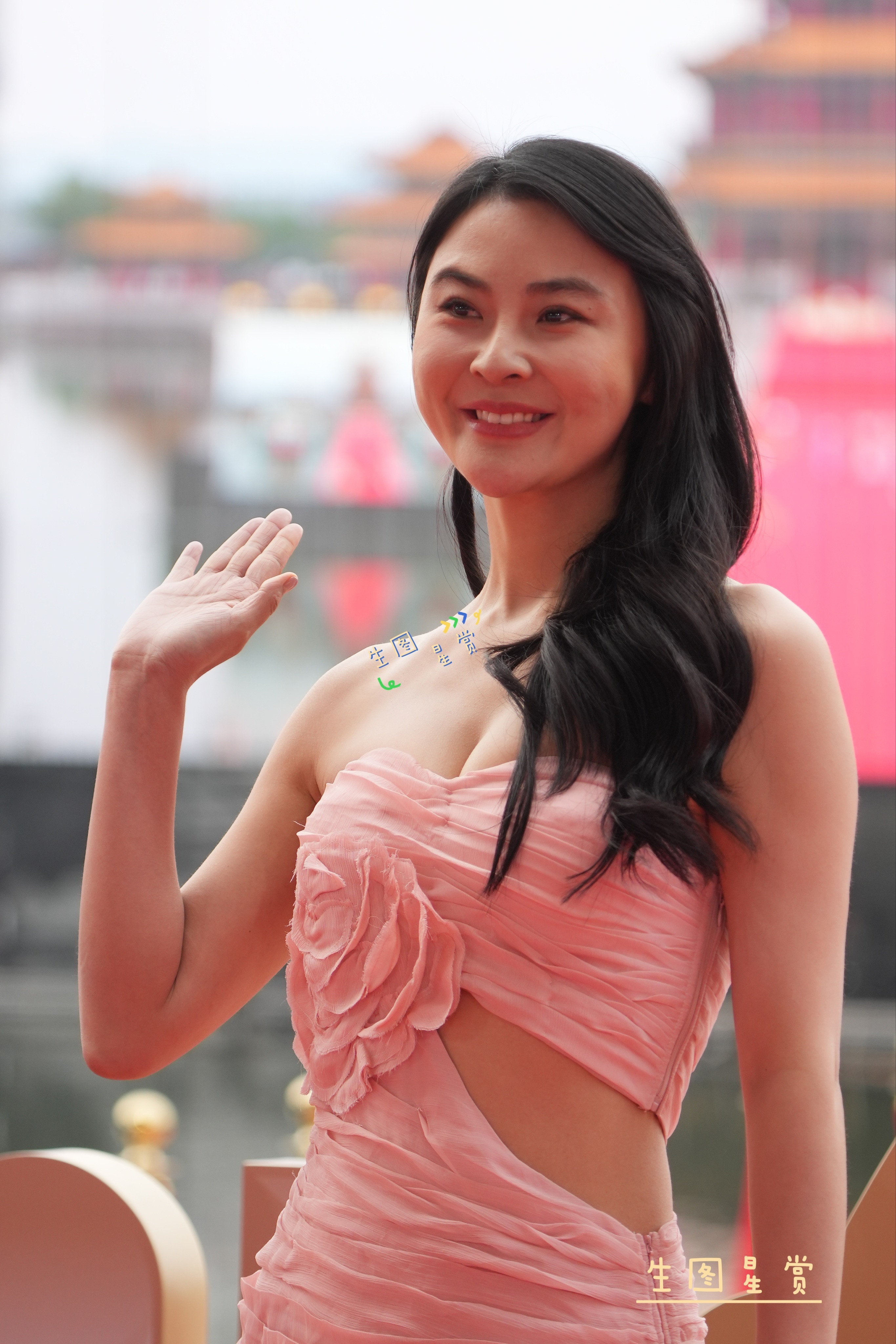 吴丹陈米麒汤宇薇×文荣奖红毯横店影视节​​​