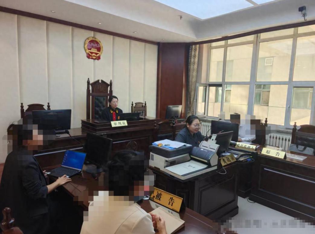 黑龙江大庆，一名企业职工因为手头紧，居然琢磨出一个"歪招"，当天就买了套房、把
