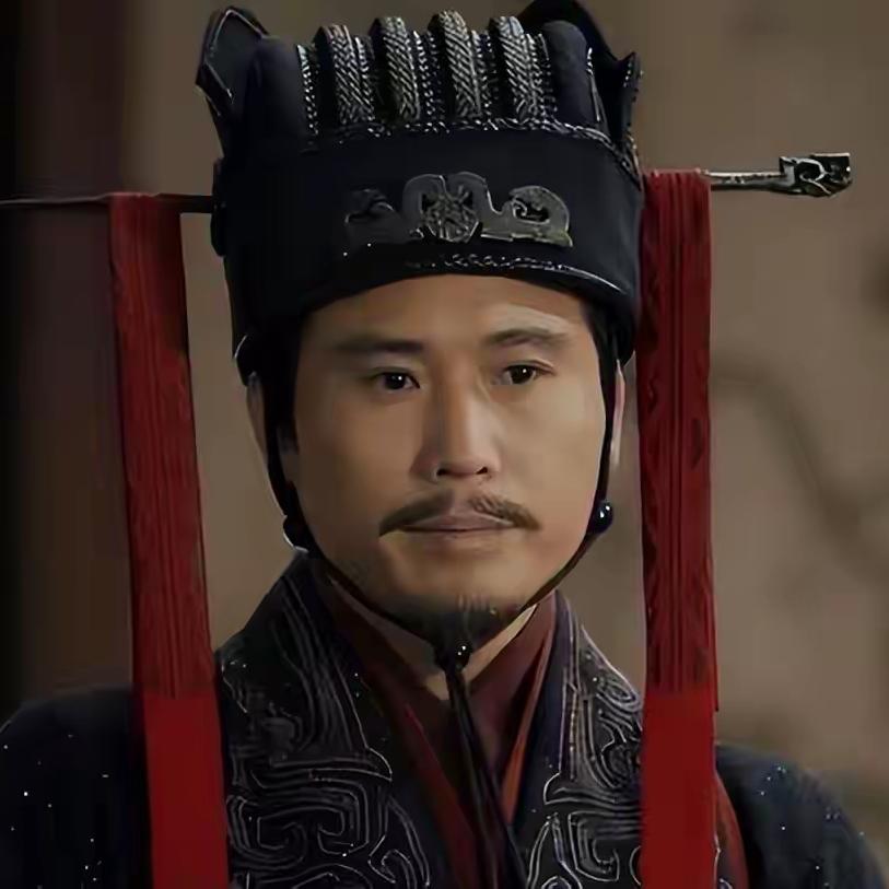 李斯父子同赴刑场那日，秦二世突然驾临问：丞相可有遗言？刑场的黄土被深秋的寒