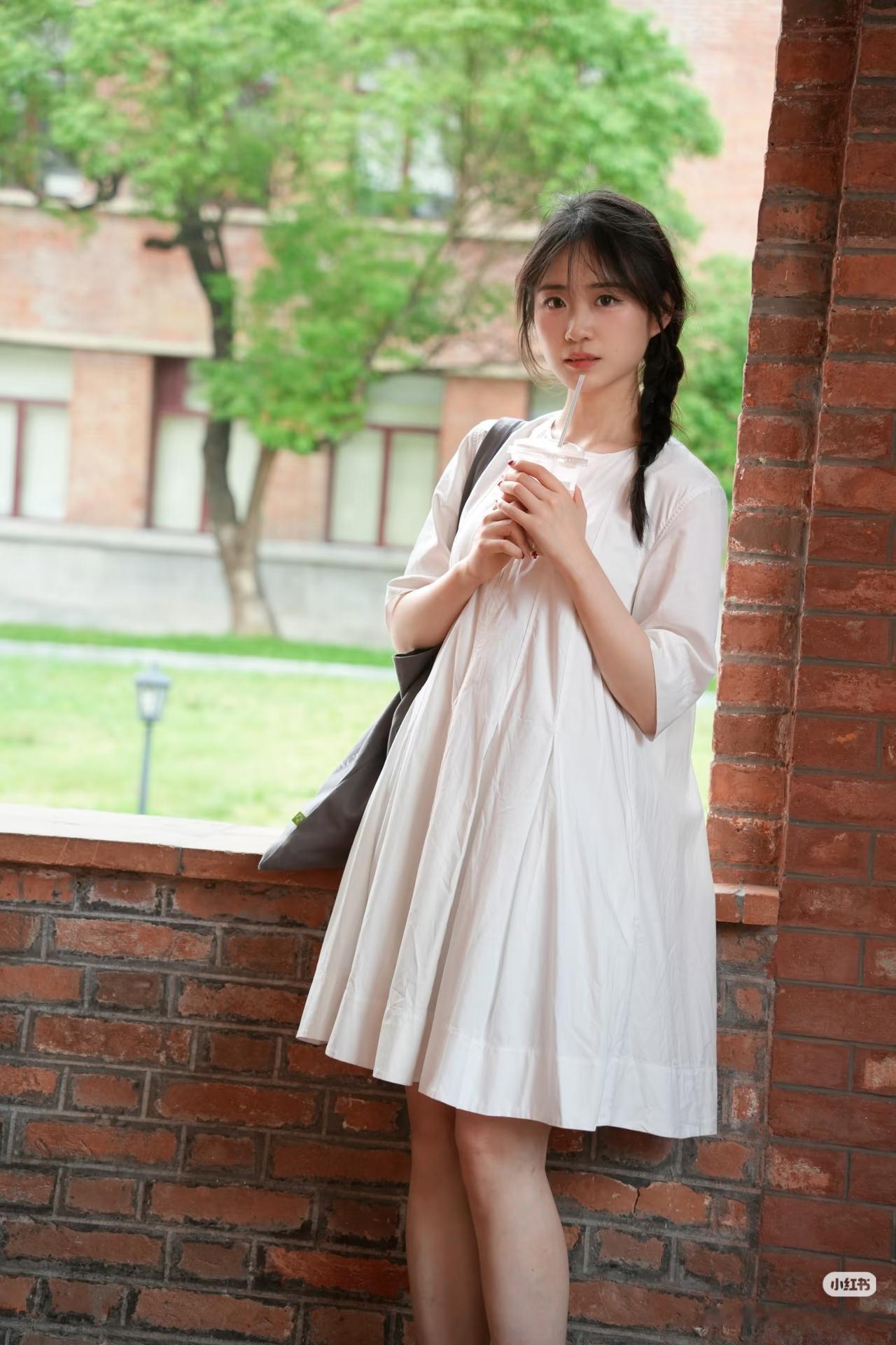 校园风穿搭，清新自然，少女感十足！