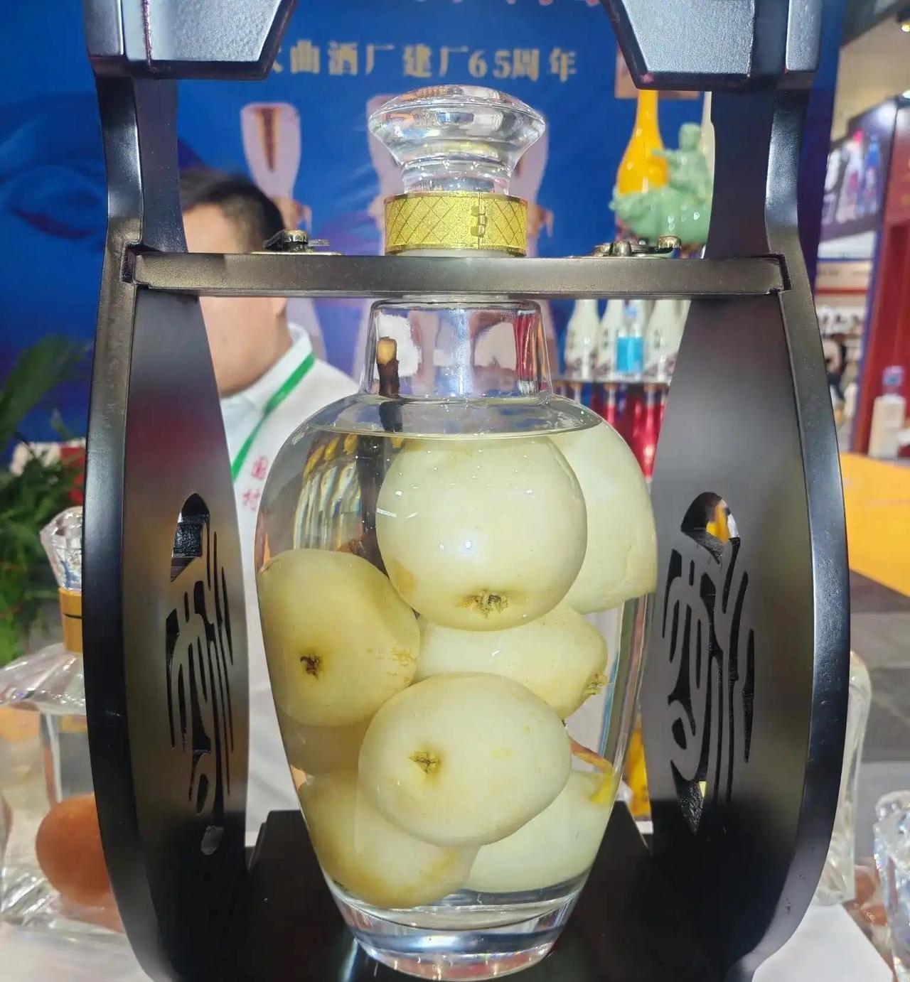 这水果都是怎么放进去的啊