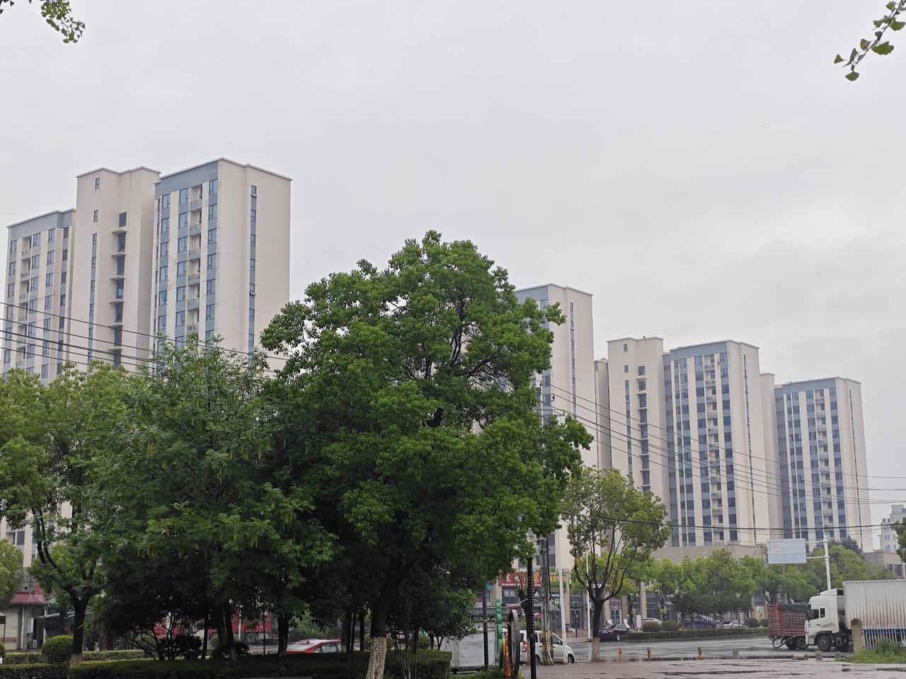 为什么现在乡镇的孩子越难越难教？你提到的“乡镇孩子越来越难教”，是很多一线教师和