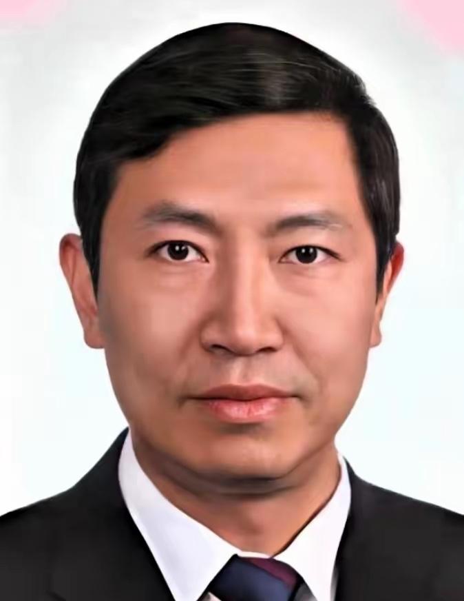 越看越气，肺都气炸了！原本以为只有一个巨贪刘卫东，这不，又出了一个厉害的角色顾军