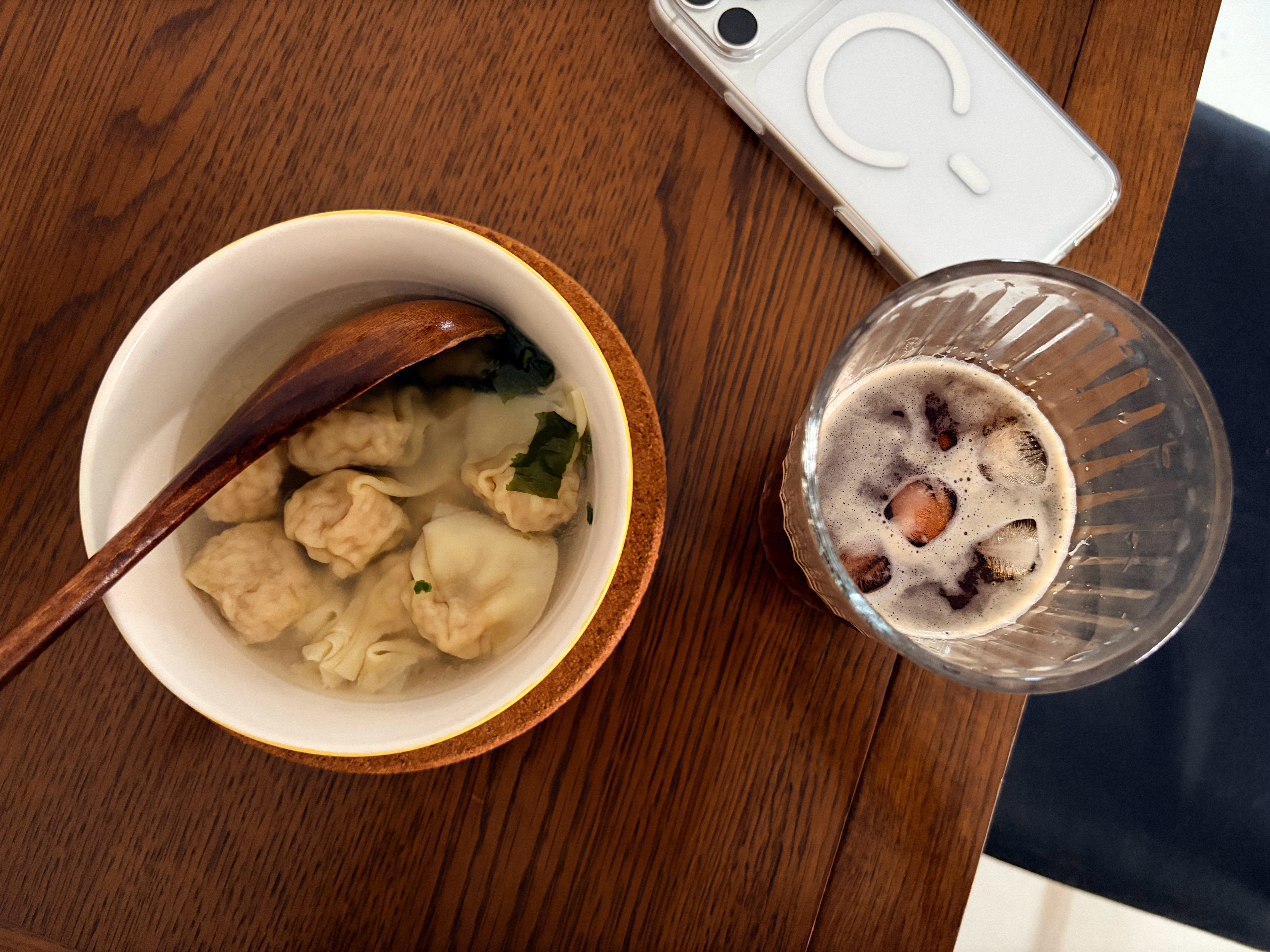 云吞配冰美式