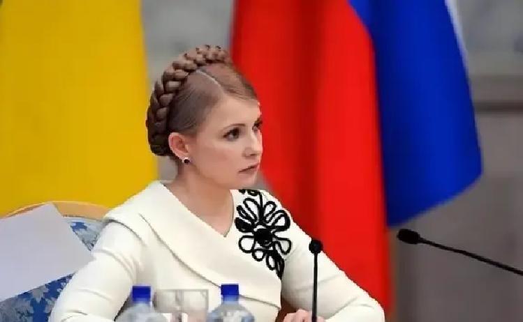 乌克兰这几年最扎心的问题，是：路选对了吗？2019年，泽连斯基凭“新人”“