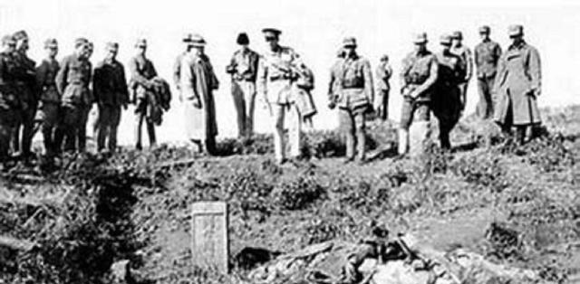 第二次世界大战期间，国军曾与制造南京大屠杀的两个日军主力部队交锋，双方在湖北石牌