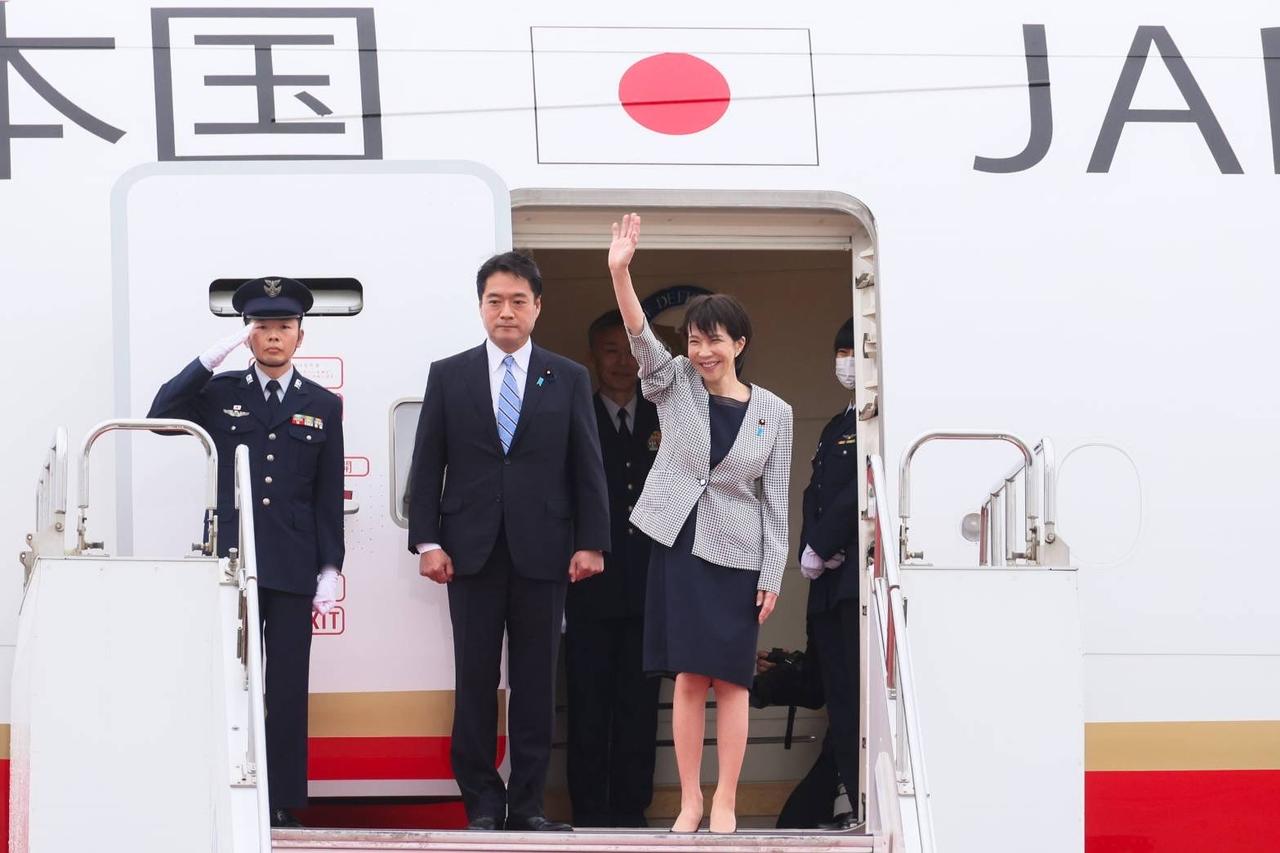 10月25日,日本的新首相高市早苗已经出发前往马来西亚,出席东盟峰会。这也是她上