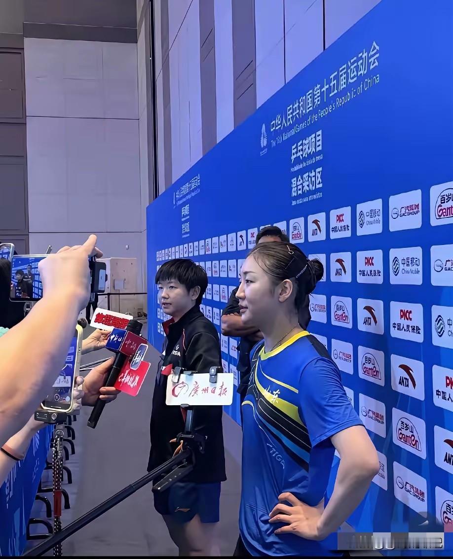 预测孙颖莎和陈梦应该会竞争冠军！看她俩一路过关斩将大概率她俩会碰头争冠