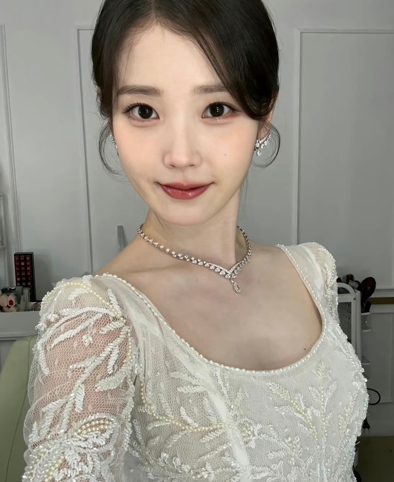 李哥太有排面了！Faker跟IU并列第五？韩国文体部搞的调查Faker跟IU并列