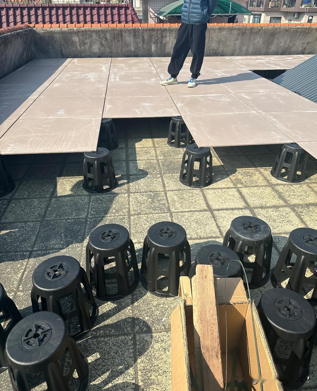 降温了，楼顶隔热层又上新了宝子们！别等夏天热到哭才装隔热层！现在天冷装，才是