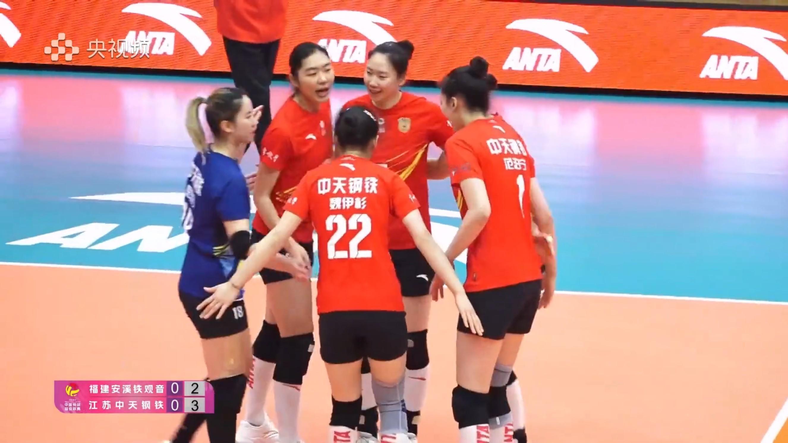 排超联赛中国排球超级联赛女排Az级常规赛第七轮昨晚续赛，客场作战的江苏中天钢