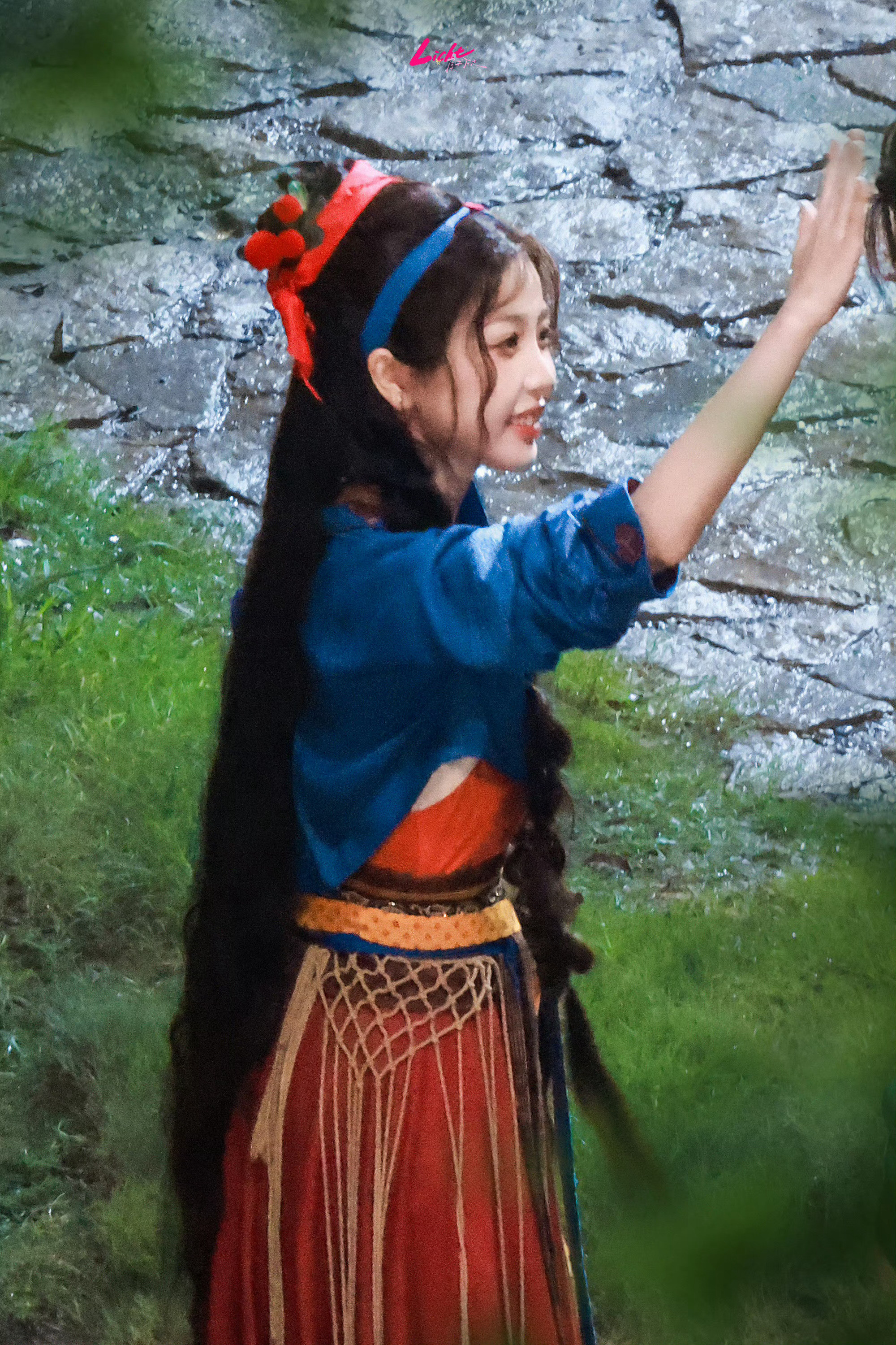 右边的人是我吧！