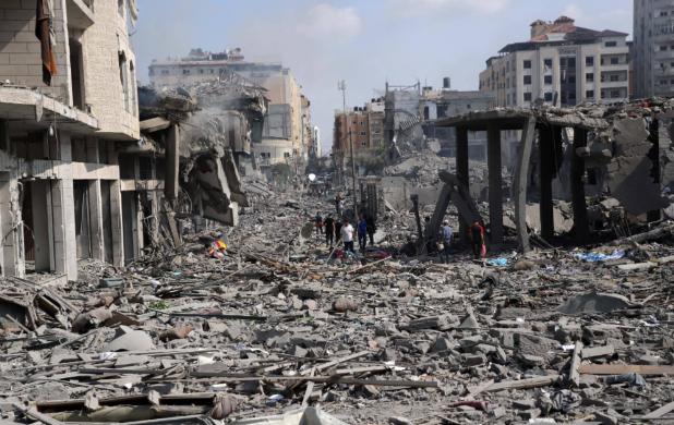 四年血战，乌克兰拼到筋疲力尽，硬是把俄罗斯从“超级大国”拖了下来。回头一看，