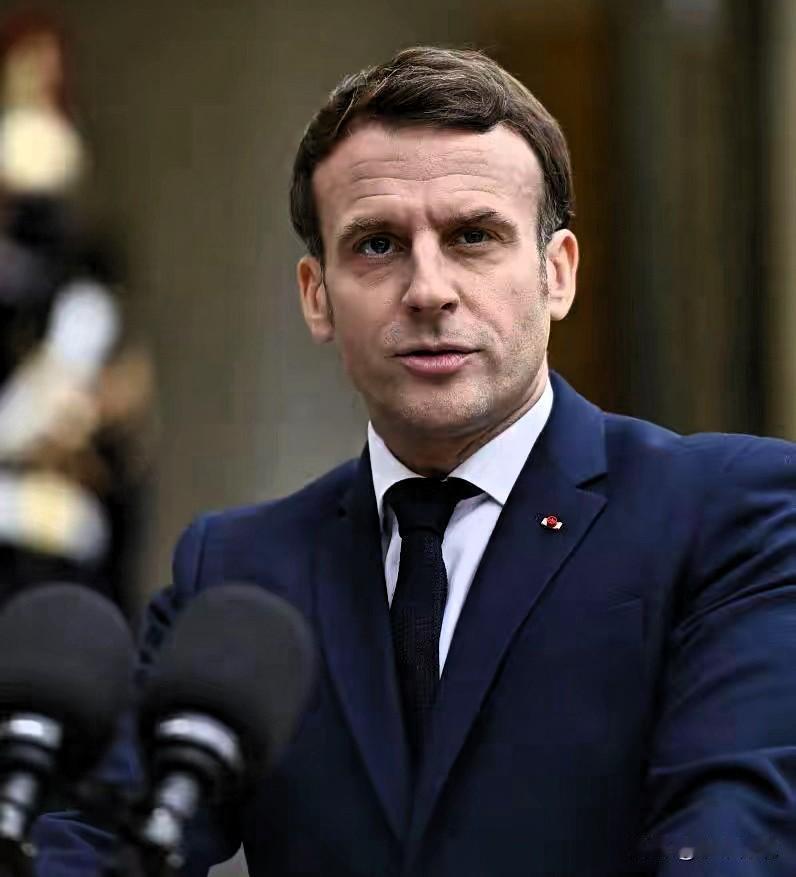 特朗普想不到！刚访华回国的马克龙，立马翻脸不认账。他急匆匆站出来说：“我没说过