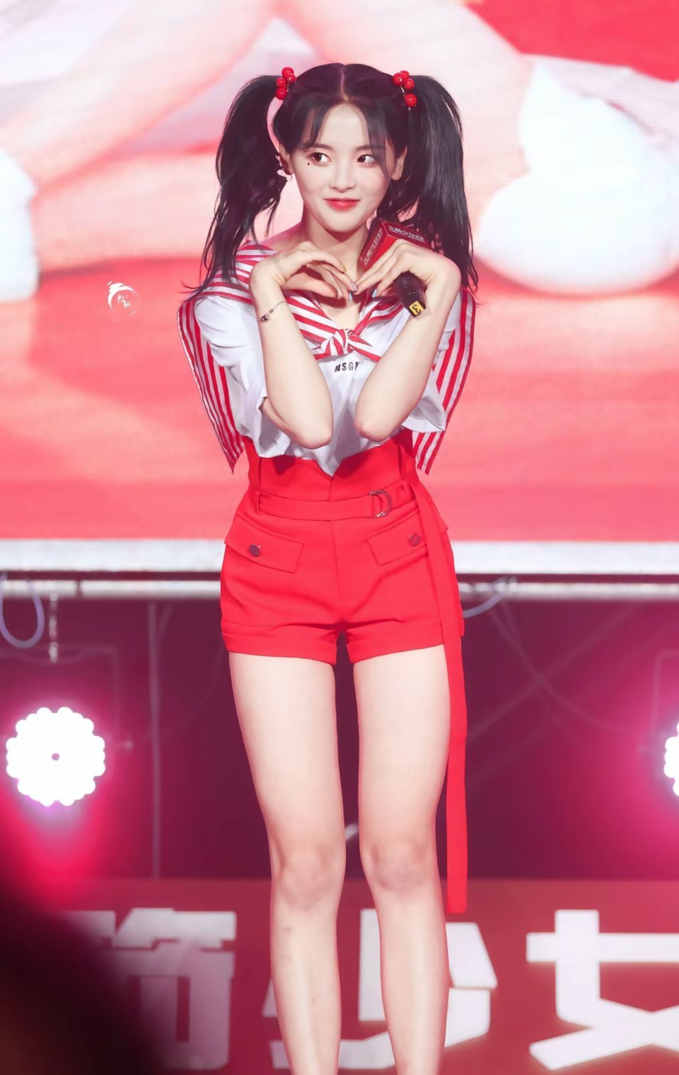 七年前的爱豆杨超越