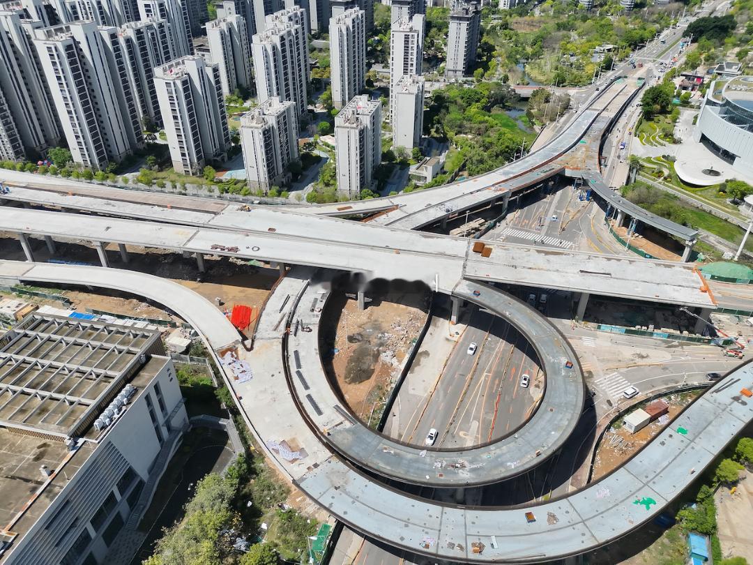 福州前横路快速化改造鹤林立交主体结构完工