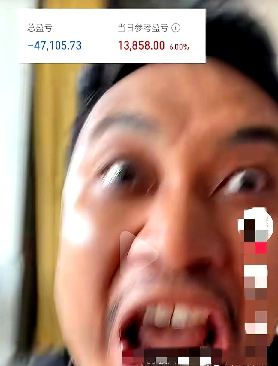 早盘，大曾子还在犹豫要不要砍仓，七天连亏压着嗓子眼，一边CPO一边PCB，眼看又