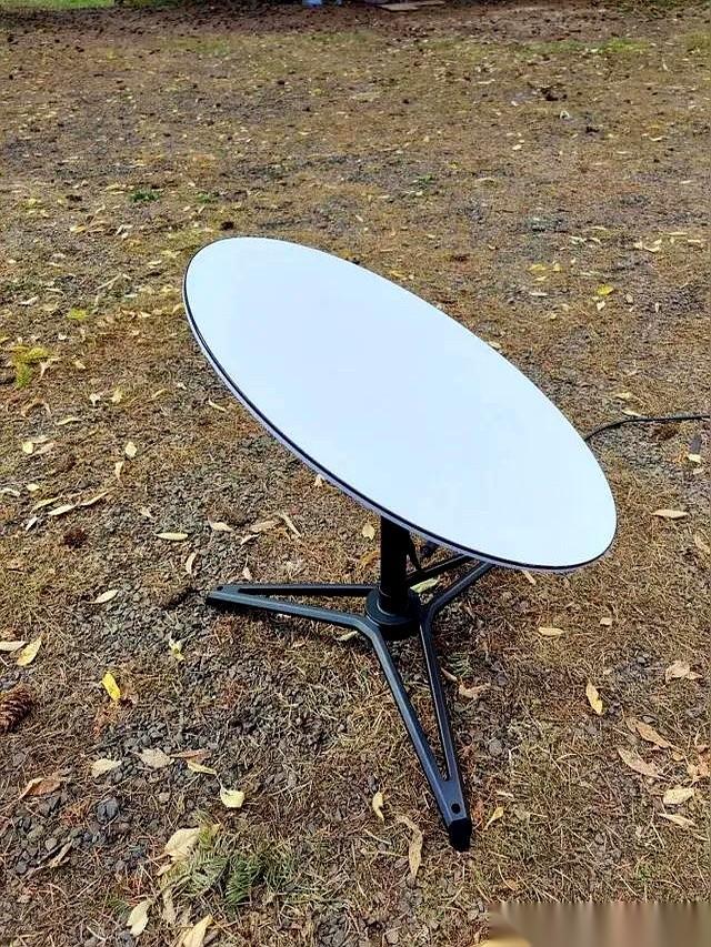 一直被传成“通讯神话”的马斯克星链，到了巴西，直接撞上了中国基站这块硬骨头。很