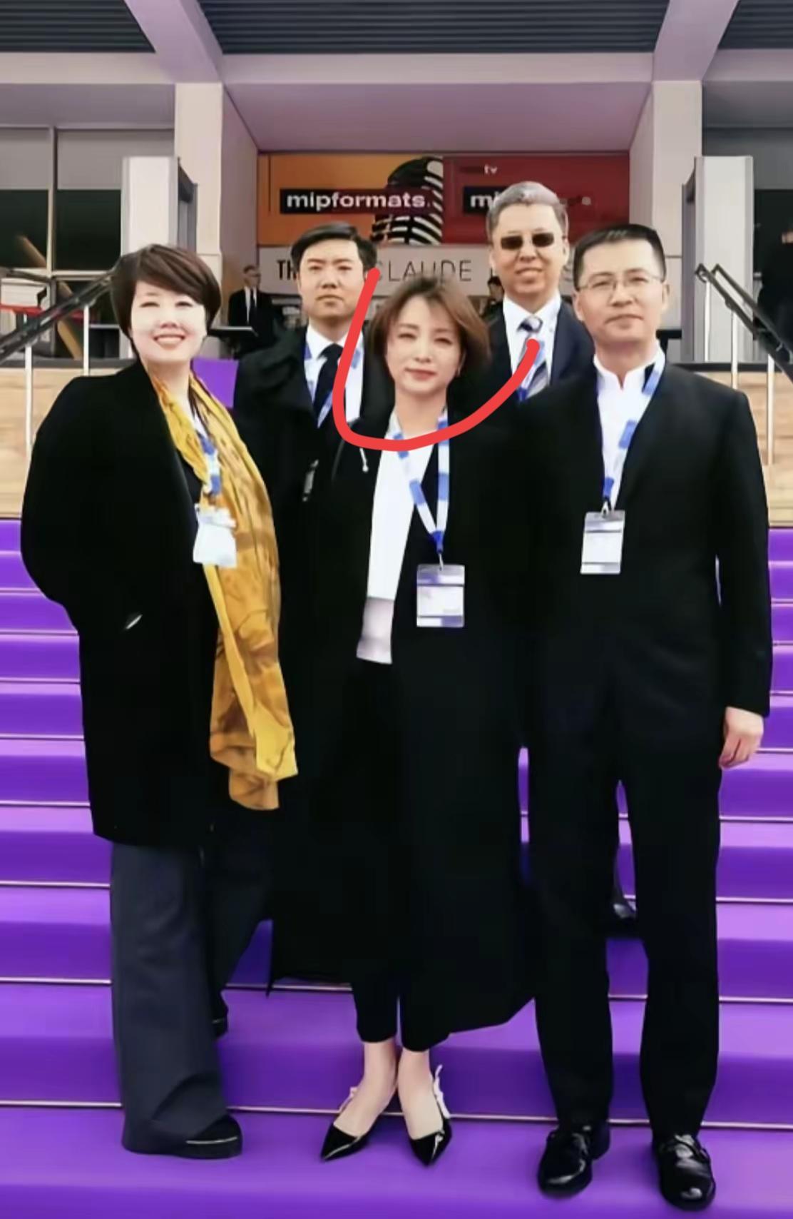 主持界颜值天花板，真正的气质女神！