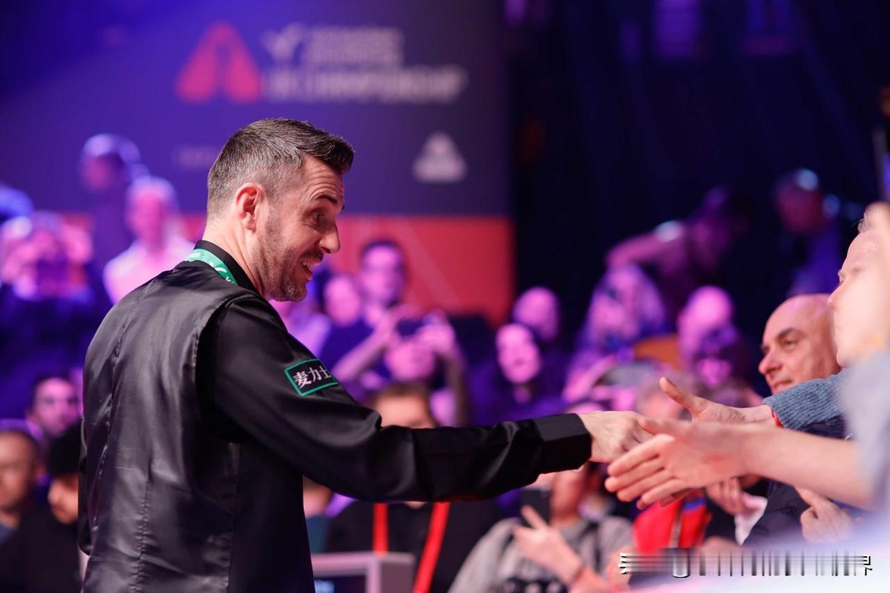 塞尔比称霸英锦赛后，斯诺克单赛季排名也发生了巨大变化：1.🇦🇺尼尔·罗