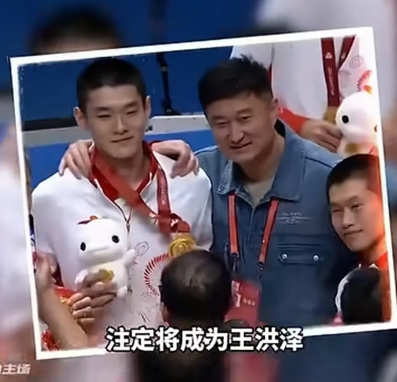 有人说王洪泽有可能成为下一个周鹏，但我不这么认为，我觉得他是下一个杜峰的升级版！