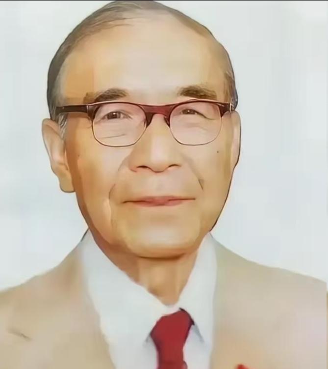 85岁的他喝迷糊了，把家里23岁的小保姆当成了自己老婆。保姆没有反抗，第二天，保