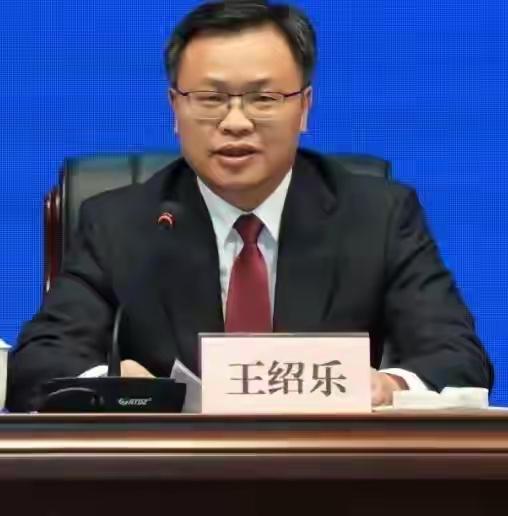 揭阳重磅通报！年轻博士干部被查，当地反腐节奏持续收紧沉寂许久的揭阳，终于传