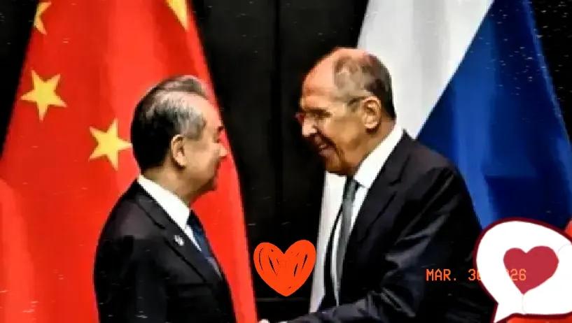 乌克兰现在总算回过味儿来了。谁才是真帮忙的？不是拼命塞导弹的美国，而是那个东