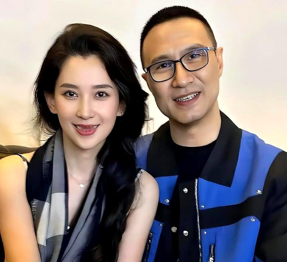 汪峰给女儿庆生这波操作，直接把现任森林北整尴尬了。2025年12月27日，女