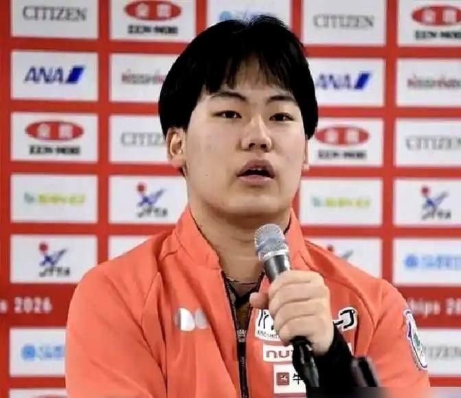 九年来，日本乒乓球男单的头把交椅第一次换了人坐。松岛辉空世界排名爬到第3，把